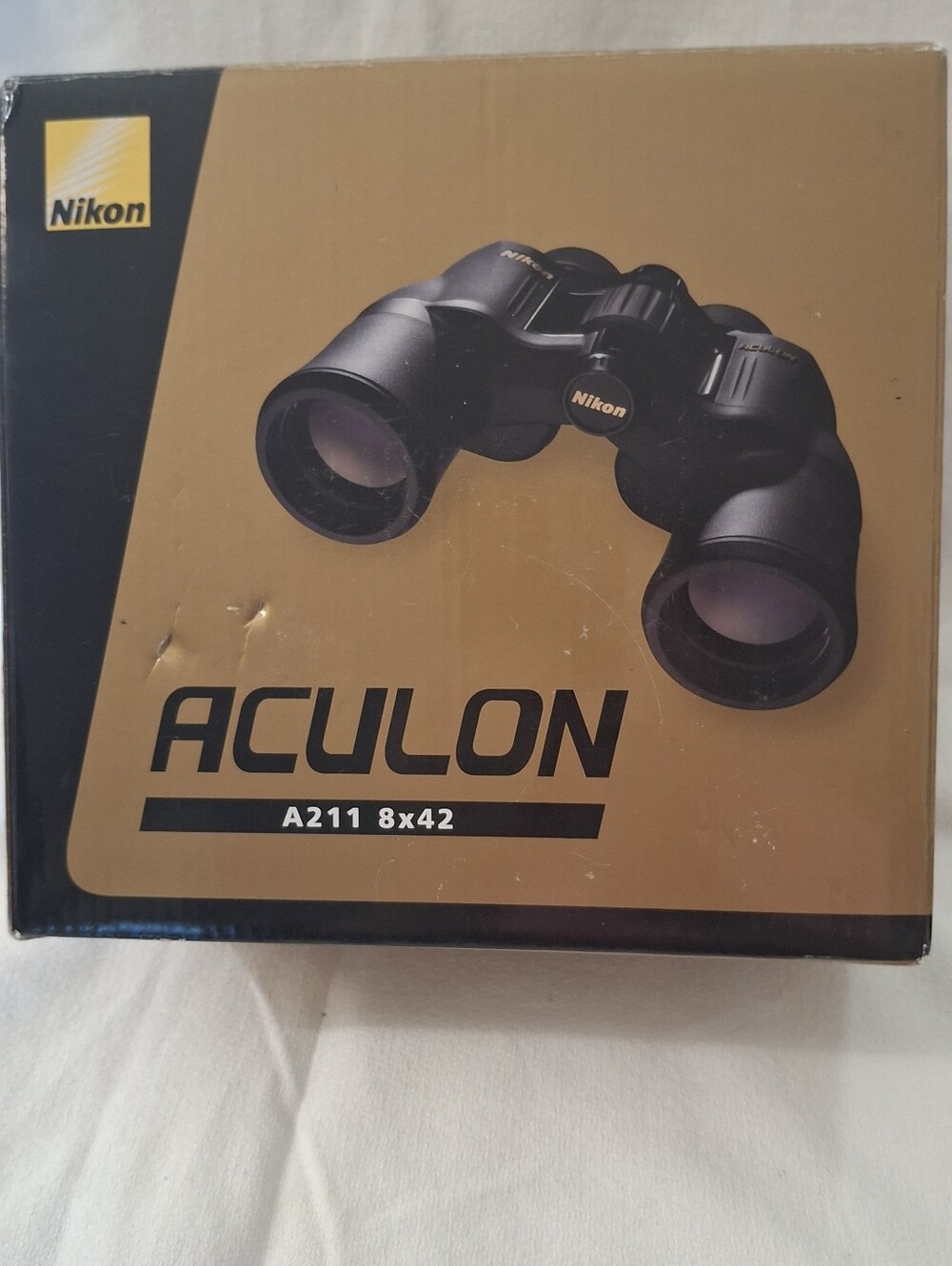 Nikon Black Aculon A211 8x42 Binoculars- Original Box & Instructions